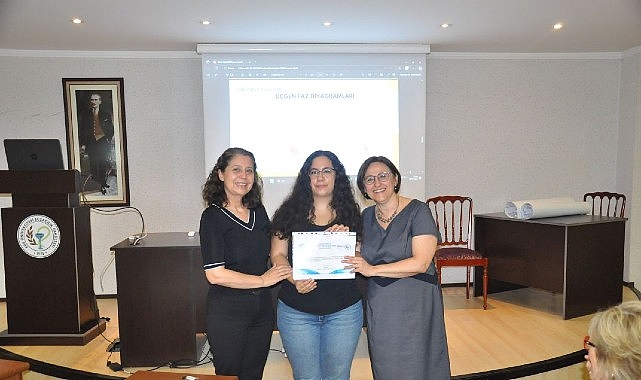 Ege Üniversitesi Eczacılık Fakültesinde geleneksel hale gelen TÜBİTAK 2209 Proje
