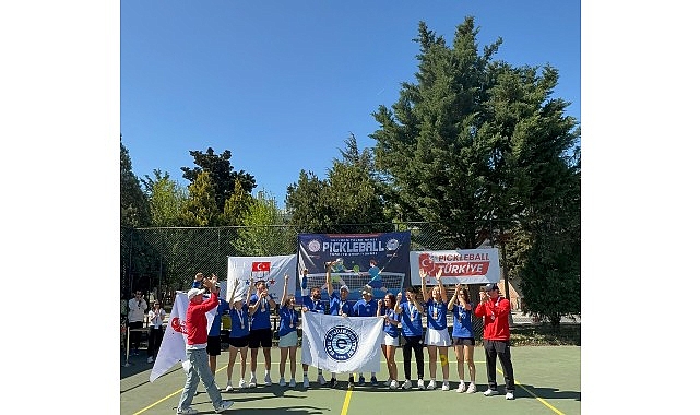 Ege Üniversitesi (EÜ) Spor Bilimleri Fakültesi bünyesinde yetişen genç sporcular,
