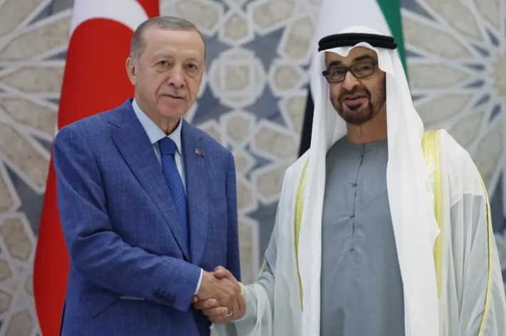 Cumhurbaşkanı Erdoğan, BAE Devlet Başkanı Al Nahyan ile gerçekleştirdiği telefon
