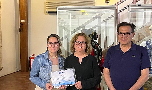 Ege Üniversitesi (EÜ) Etnografya Müzesi, “Müze Söyleşileri” kapsamında fotoğraf tarihine ışık