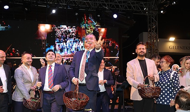 “Doğanın yeniden keşfi” sloganıyla tam 25 yıldır Zeytinburnu Belediyesi tarafından