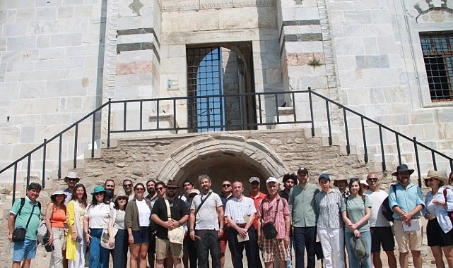 İlham Veren Kent Efes Selçuk, hafta sonunda İzmir’in genç rehberleri