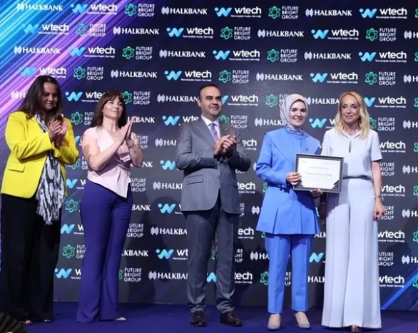 Aile ve Sosyal Hizmetler Bakanı Mahinur Özdemir Göktaş, 2025’in “Aile