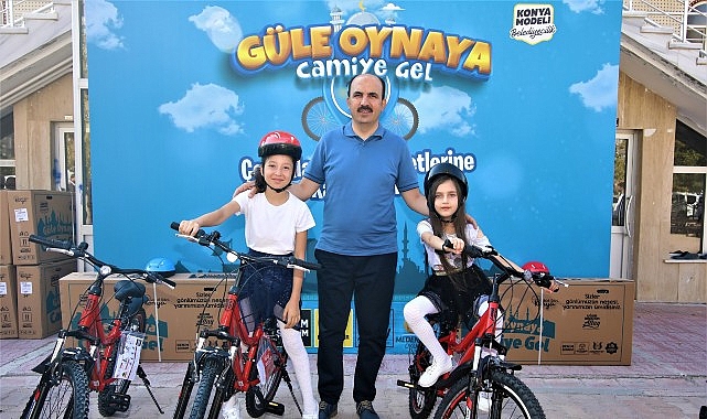 Konya Büyükşehir Belediyesi, “Güle Oynaya Camiye Gel” projesi kapsamında bu