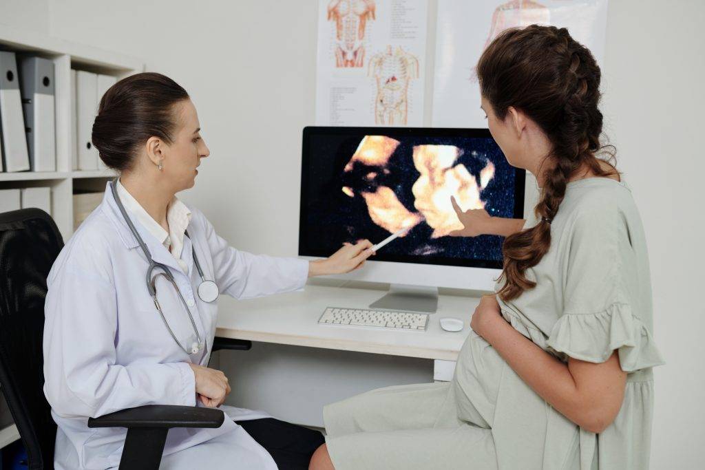 İnfertilite yayılıyor. Uzmanlar, 6 çiftten birinin çocuk sahibi olamadığını belirterek,