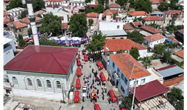 İzmir Büyükşehir Belediyesi, iklim krizinin etkilerinden biri olan sıcaklık artışlarıyla