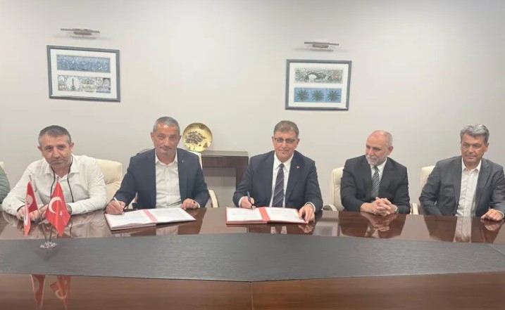 İzmir Büyükşehir Belediyesi iştiraki Metro AŞ ile Demiryol İş Sendikası