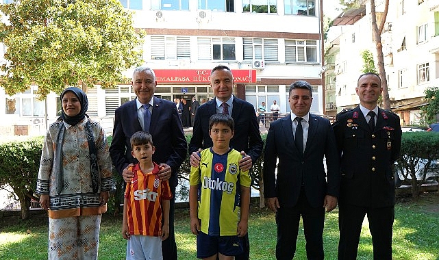 Kemalpaşa Belediye Başkanı Mehmet Türkmen, Kurban Bayramı öncesi Kaymakamlıkta protokol