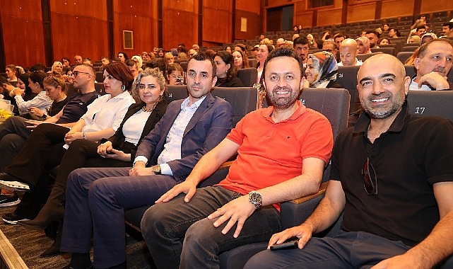 KO-MEK Yahya Kaptan Kurs Merkezi’nde 9 ay boyunca tiyatro eğitimi