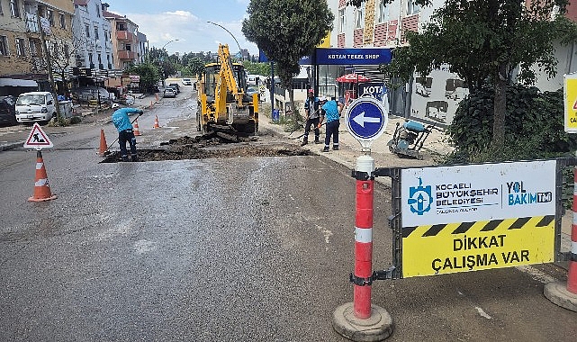 Büyükşehir Belediyesi, kent genelinde ulaşım güvenliğini sağlamak amacıyla yol ve