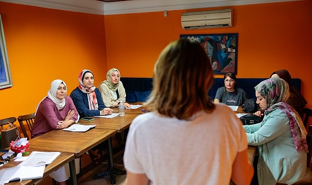 Konak Belediyesi ve AÇEV işbirliğinde, Mutlu Çocuklar Oyun Evleri’nde hayata