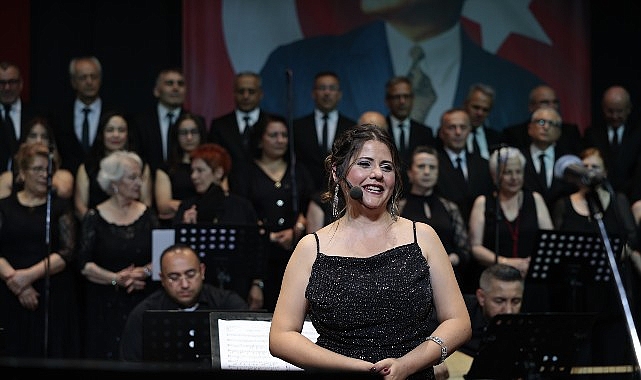 Konak Belediyesi Türk Halk Müziği Topluluğu’nun düzenlediği “Doğu’dan Sesler” konseri,