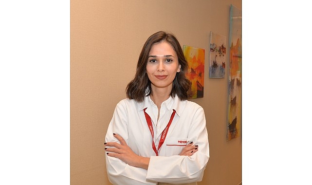 Et yemeklerinin ağırlıkta olduğu özenle kurulan sofralar ve birbirinden lezzetli