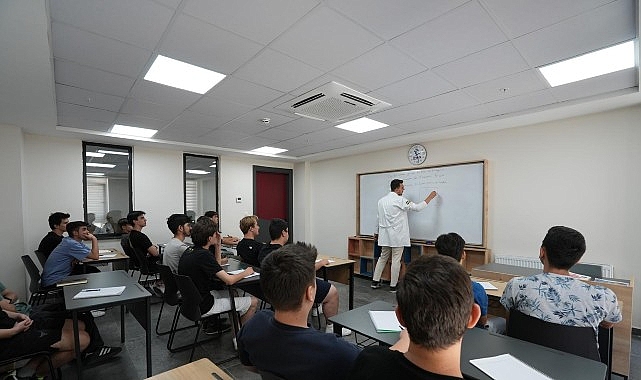 Konya Büyükşehir Belediyesi bünyesinde hizmet veren Lise Medeniyet Akademileri’nin lise
