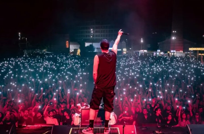 Rock müziğin sevilen grubu maNga, 2025 sonuna kadar vereceği konserlerin