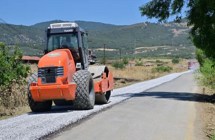 Manisa Büyükşehir Belediyesi Fen İşleri Dairesi Başkanlığı, kent genelindeki yol