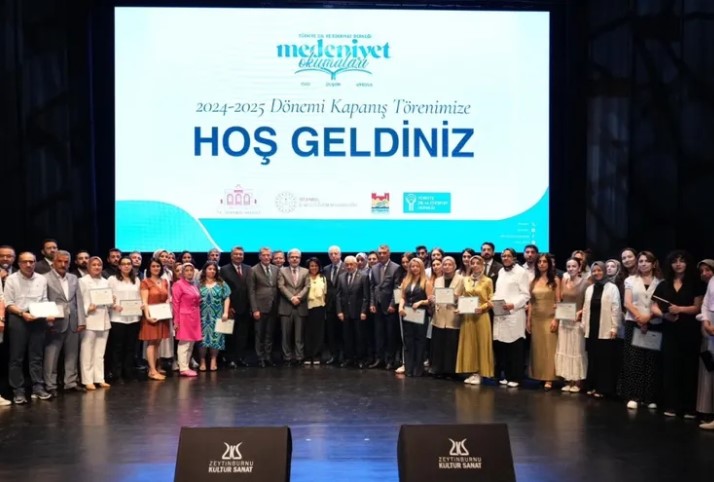 Millî Eğitim Bakan Yardımcısı Ömer Faruk Yelkenci, İstanbul Valiliği himayesinde,
