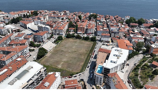 Mudanya Belediyesi, ilçe stadının yeniden kente kazandırılması için harekete geçti.