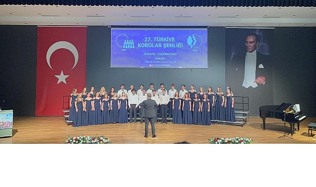 Nilüfer Gençlik Korosu, Türkiye’nin dört bir yanından 103 koronun katıldığı