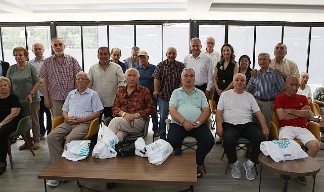 Nilüfer Belediyesi, bünyesindeki huzurevleri ve hasta konuk evinde kalan sakinlerini