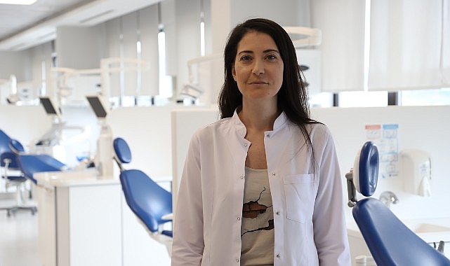 Çapraşık diş ve uyumsuz çene sorunlarını teşhis eden, önlemeye çalışan
