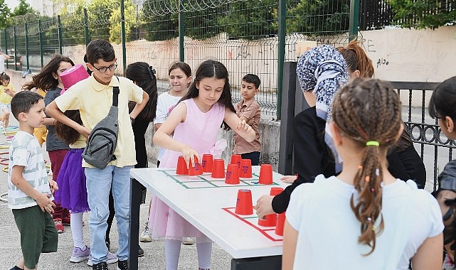Osmangazi Belediyesi Yetenek Evleri’ndeki kurslarda eğitim gören öğrenciler, kurs süresince
