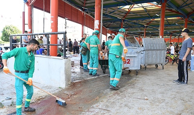 Osmangazili yurttaşlar, Osmangazi Belediyesi tarafından kurban kesim alanı olarak hazırlanan