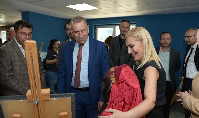 Fatih Ortaokulu özel eğitim sınıfı öğrencileri tarafından 10'uncusu düzenlenen yıl