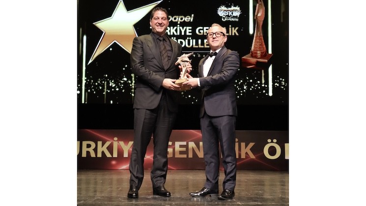 Papel Yönetim Kurulu Başkanı Seyhan İbrahim Yıldırım, Türkiye Gençlik Ödülleri’nde