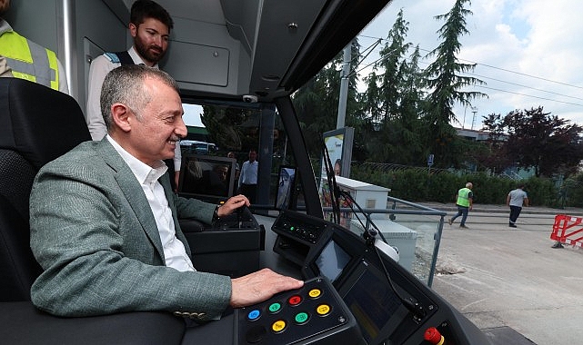 Kocaeli Büyükşehir Belediye Başkanı Doç. Dr. Tahir Büyükakın, Alikahya Stadyum