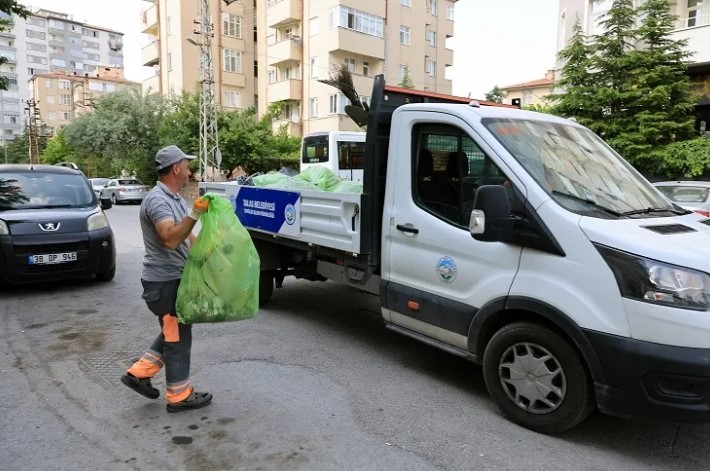 Kayseri Talas Belediyesi, geliştirdiği yapay zekâ destekli çağrı sistemiyle mesai