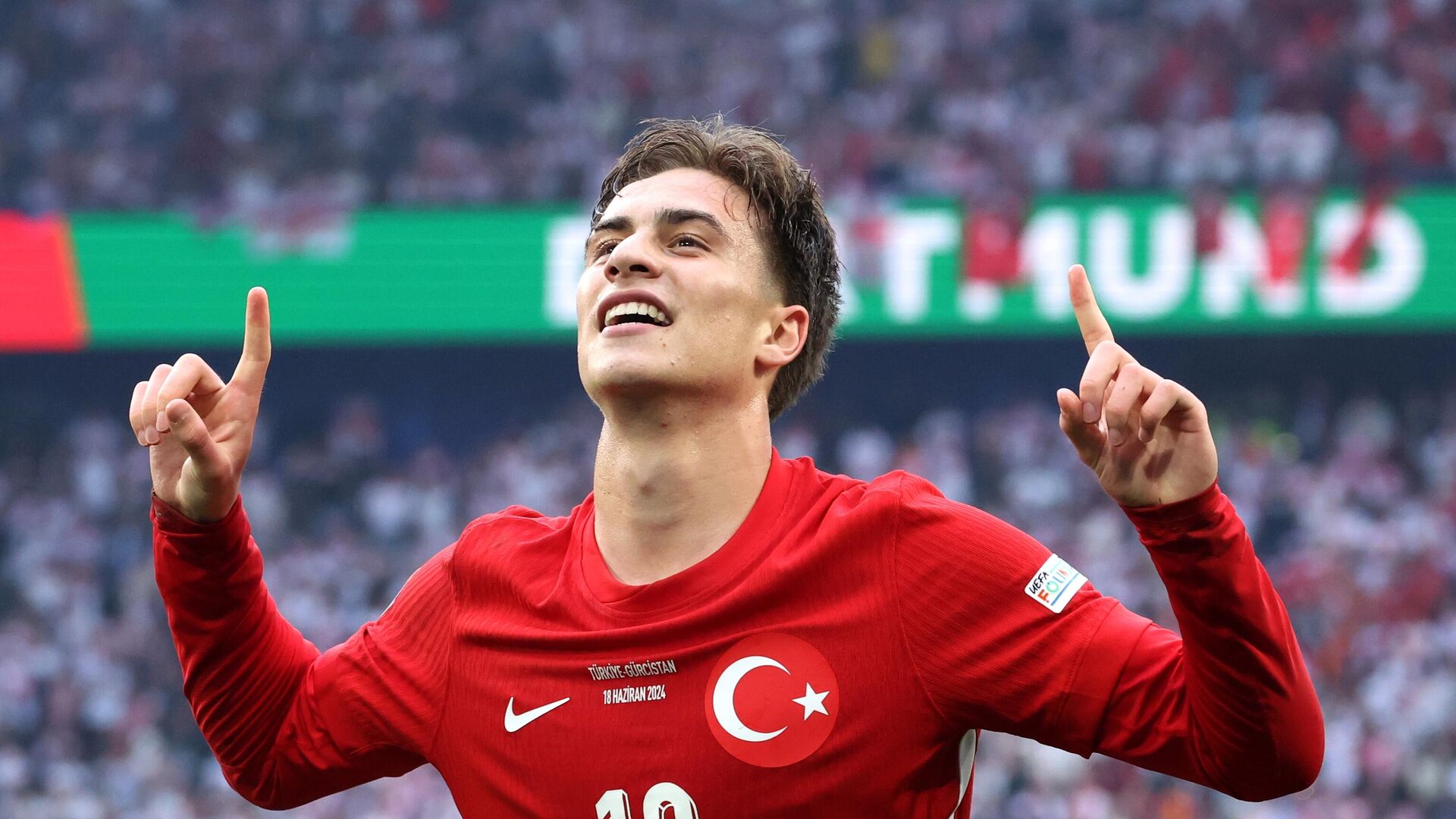 En yüksek piyasa değerine ulaşan Türk futbolcular listesi belirlendi. 