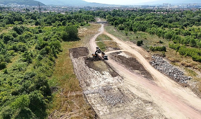 Kocaeli Büyükşehir Belediyesi, Başiskele ilçesinde D-130 Karayolu üzerindeki araç yoğunluğunu
