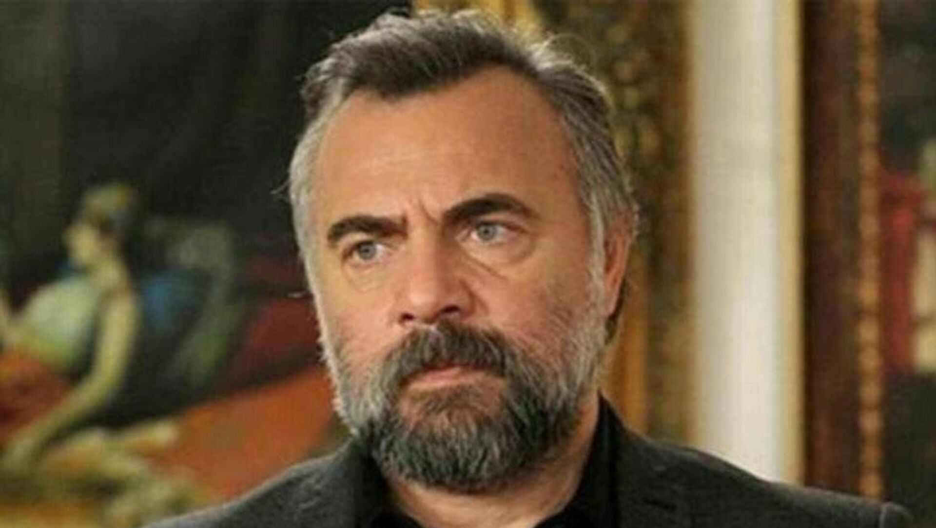 Ünlü oyuncu Oktay Kaynarca, Uzak Şehir dizisinin kadrosuna katılacağı yönündeki