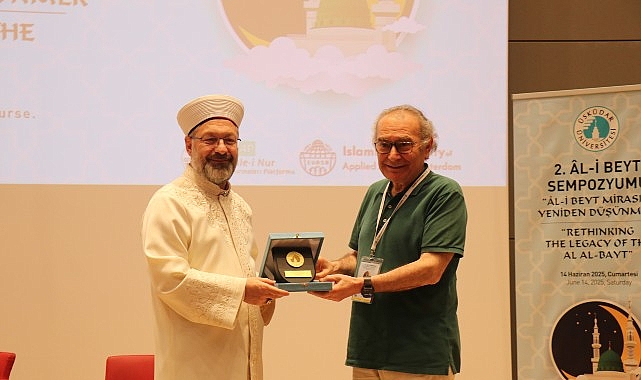 Üsküdar Üniversitesi ev sahipliğinde düzenlenen "Al-İ Beyt Mirasını Yeniden Düşünmek”