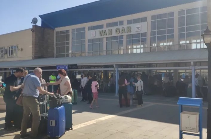 Ulaştırma ve Altyapı Bakanı Abdulkadir Uraloğlu, İran ve İsrail arasında