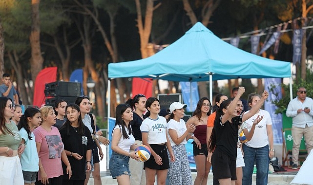 Aydın Büyükşehir Belediyesi’nin ev sahipliğinde Aydın Tekstil Park’ta düzenlenen Uluslararası