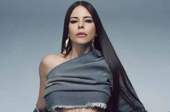 Arka arkaya çıkardığı hit parçalarla ve müzik listelerindeki sarsılmaz konumuyla