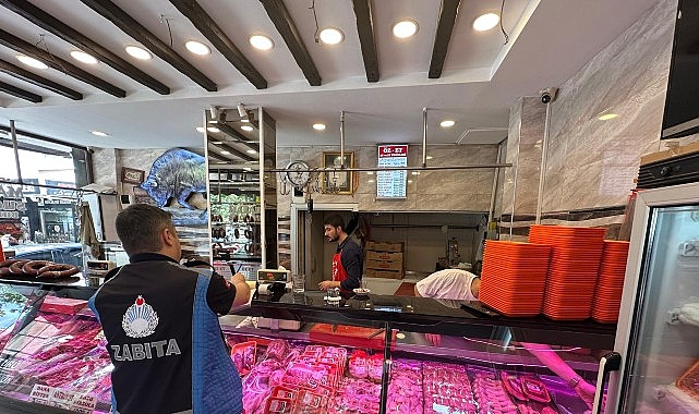 İnegöl Belediyesi Zabıta Müdürlüğü, gıda sektörüne yönelik denetimler kapsamında şehirdeki