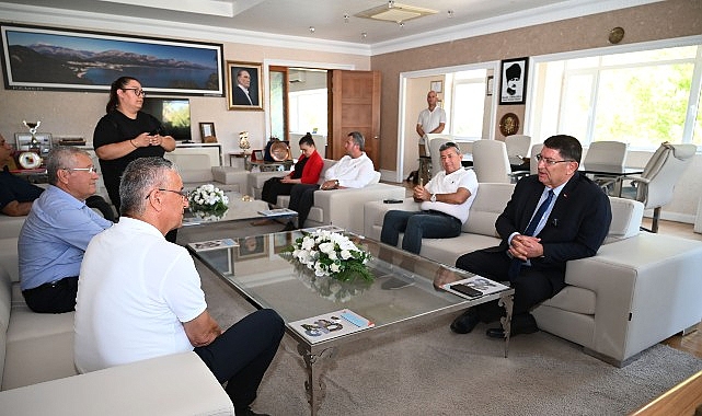Antalya Esnaf ve Sanatkarlar Odaları Birliği (AESOB) Başkanı Adlıhan Dere,