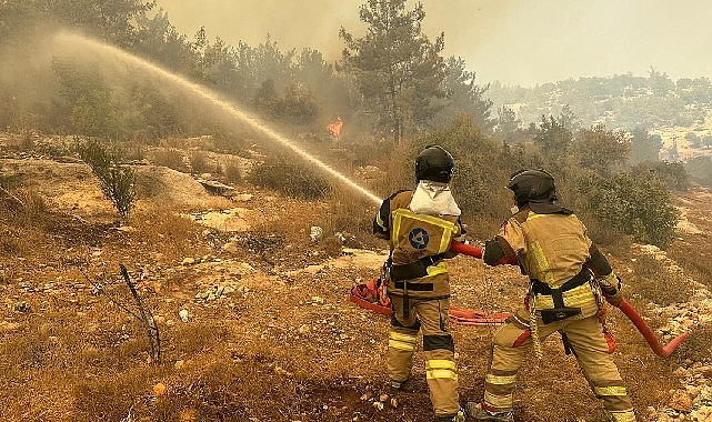 Akkuyu NGS İtfaiye Birimi, Mersin bölgesindeki Bahçederesi civarında çıkan yangını
