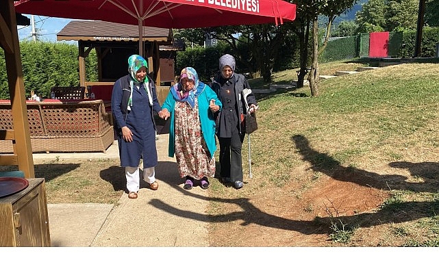 Kartepe Belediyesi’nin ödüllü sosyal sorumluluk projesi Alo Evlat Sağlık Kulübü,