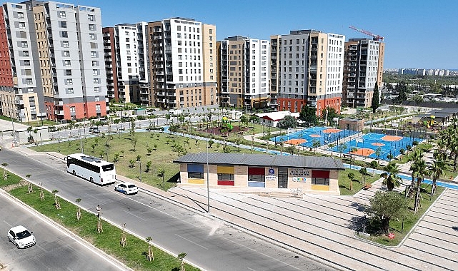 Antalya Büyükşehir Belediyesi, sosyal belediyecilik çalışmaları kapsamında Antalya merkez ve