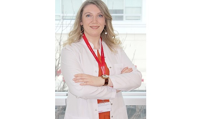 Yaz mevsimiyle birlikte sofraları renklendiren üzüm, yüksek besin değeri ve antioksidan