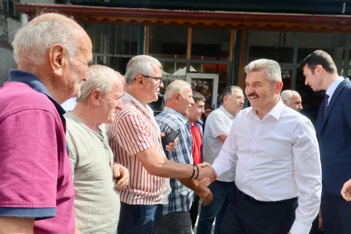 Artvin Valisi Turan Ergün, Arhavi ilçesinde çeşitli ziyaretler gerçekleştirerek incelemelerde