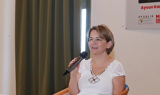 Ayvalık’ın edebiyat dünyasına kazandırdığı güçlü kalemler Aysun Kara, Esme Aras