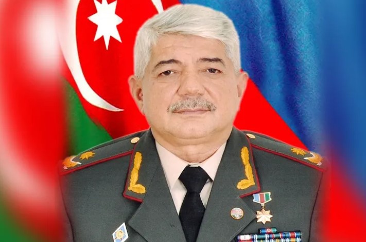 Azerbaycan Milli Kahramanlarını Tanıtma Kamu Birliği Başkanı Elşan Uluhanlı, Birinci