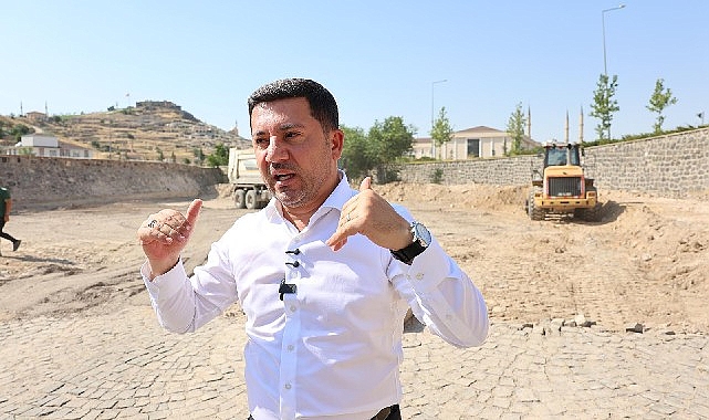 Nevşehir Belediye Başkanımız Rasim Arı, belediye ekipleri tarafından yürütülen projeleri