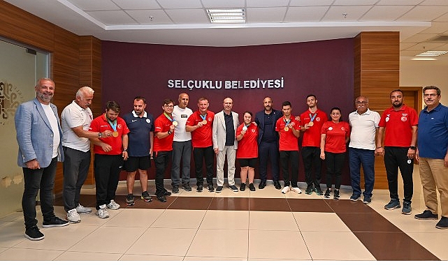 Selçuklu Belediye Başkanı Ahmet Pekyatırmacı Türkiye Özel Sporcular Spor Federasyonu