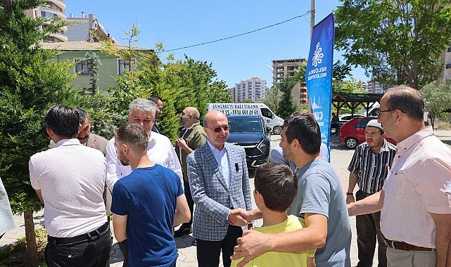 Selçuklu Belediye Başkanı Ahmet Pekyatırmacı, her hafta farklı bir camide